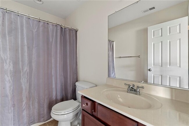 Building Photo - 570 Abbey Village Cir