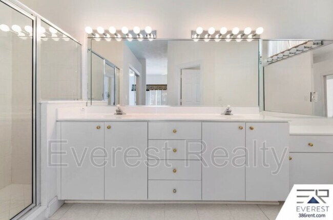 Building Photo - 783 Sterling Chase Dr