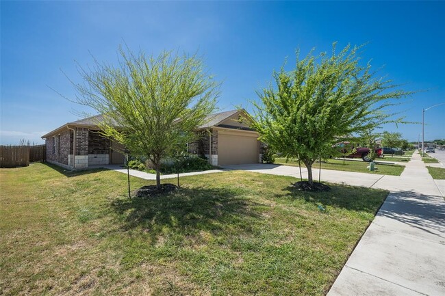 Building Photo - 13317 Brahmin Dr