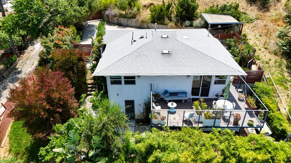 Building Photo - 4523 Tourmaline St