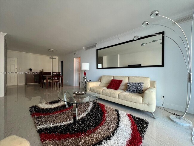 Building Photo - 2501 S Ocean Dr