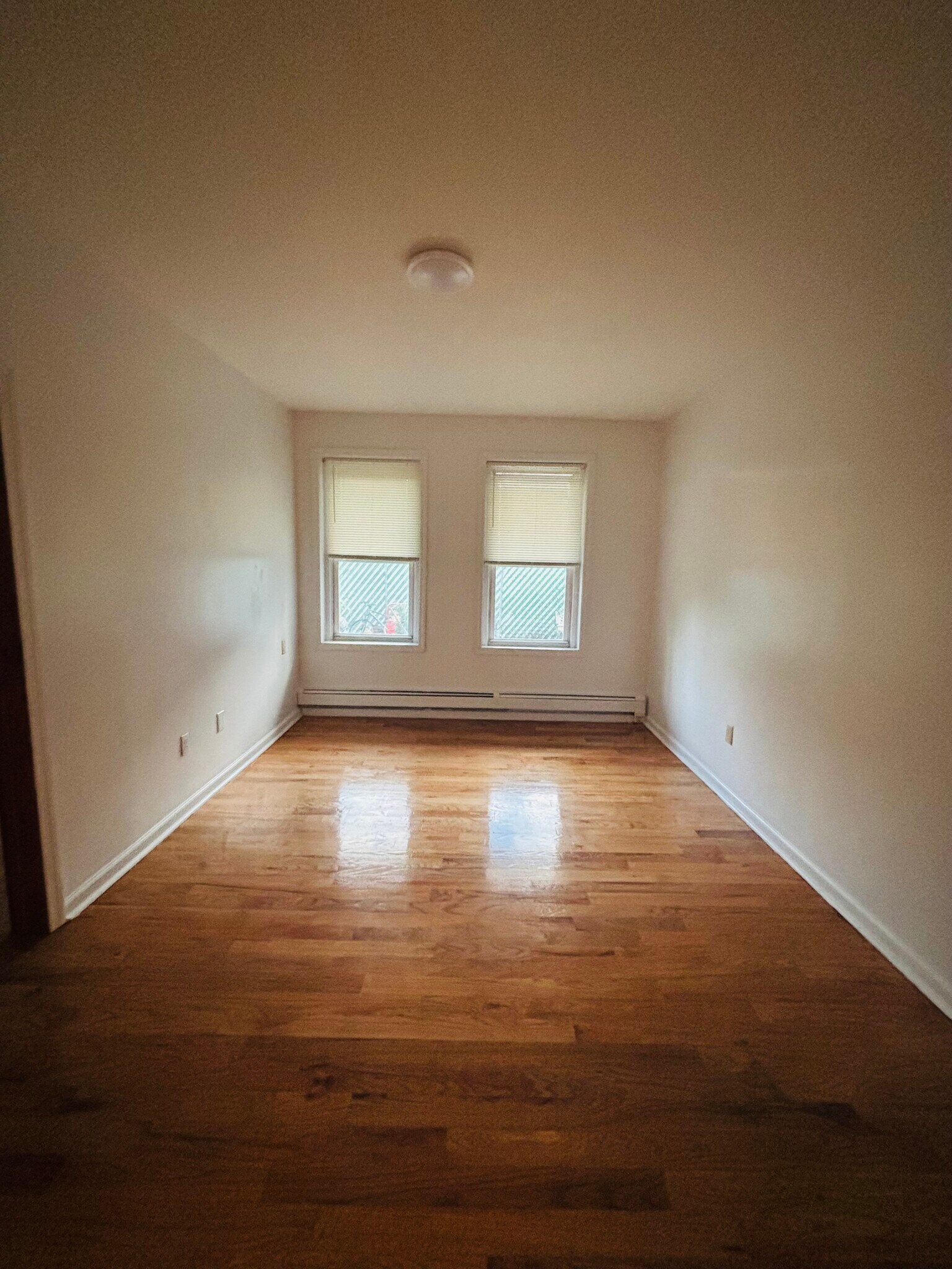 Building Photo - 739 Harrison Ave