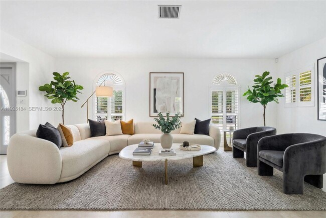 Building Photo - 7421 SW 145th Terrace