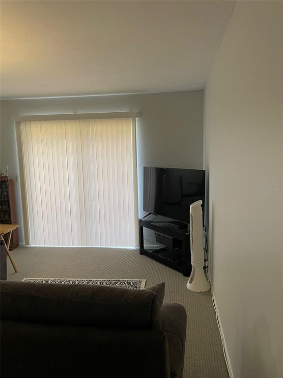 Building Photo - 2725 Hidden Lake Blvd