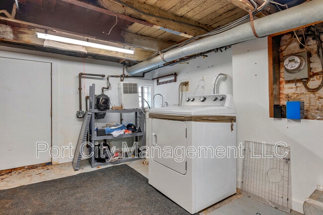 Building Photo - 1505 Byrd St