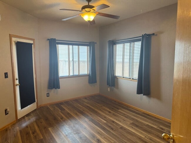 Building Photo - West Point Condos