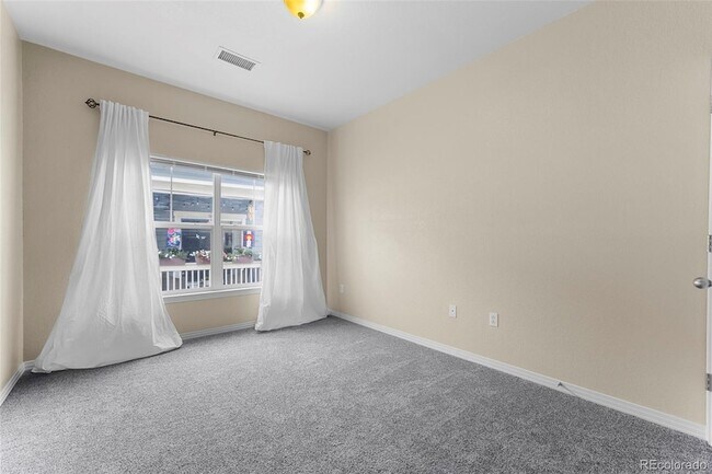Building Photo - 9569 Pearl Cir
