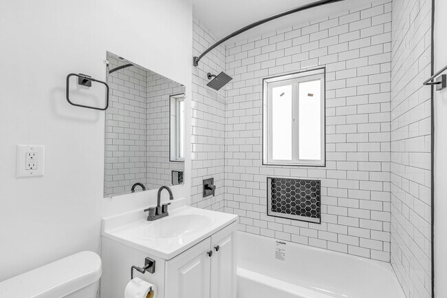 Building Photo - 4021 Griffin Ave