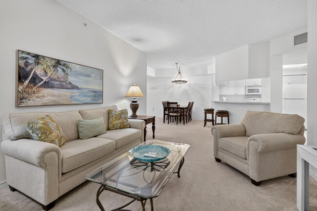 Building Photo - 3020 Alcazar Pl
