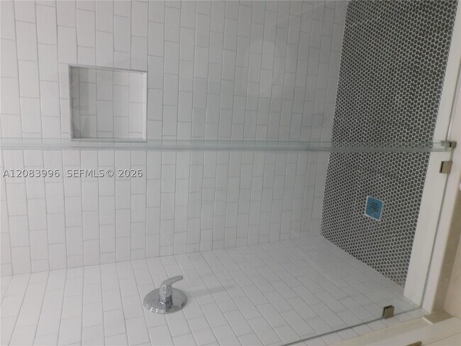 Building Photo - 2754 NW 26th St