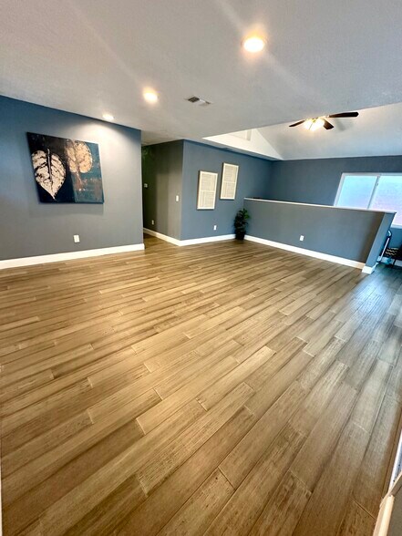 Building Photo - 423 Ololu Dr