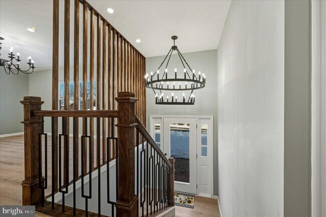 Building Photo - 110 Elaine Dr