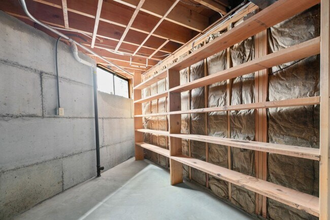 Building Photo - 4Bd/3Ba Seattle House