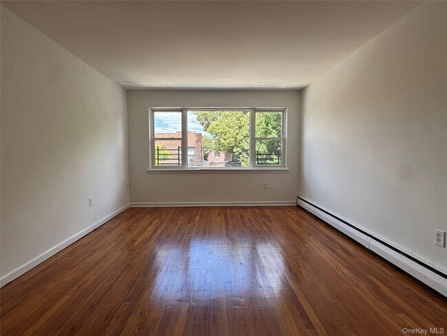 Building Photo - 1651 Haight Ave