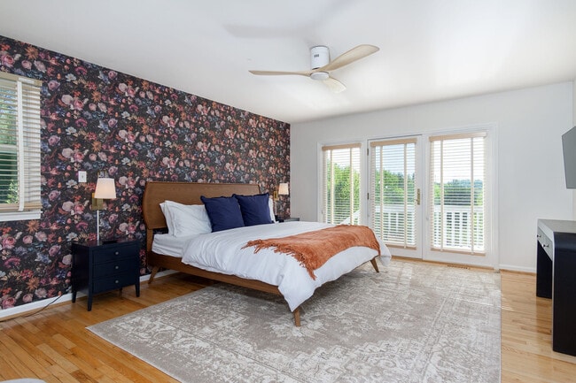 Building Photo - 54 Hyder Ln