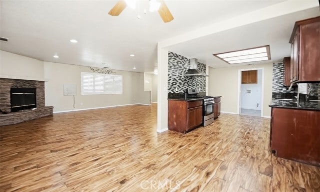 Building Photo - 21667 Laguna Rd