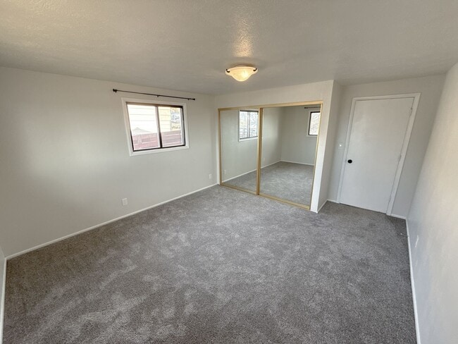 Building Photo - 3 Bedroom, 2 bath house in Moyina Heights