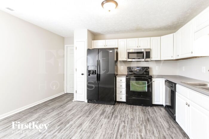 Building Photo - 6943 Bosk Ct