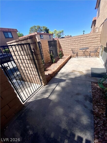 Building Photo - 311 Brookside Ln
