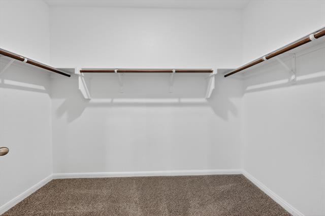 Building Photo - 3955 Oak Crk Cir