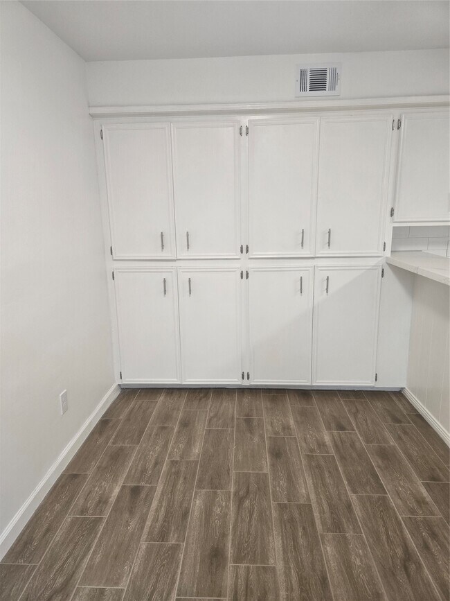 Building Photo - 7622 Teal Run Dr