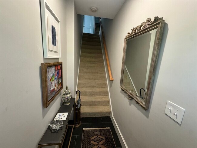 Building Photo - 32 Atherton Rd