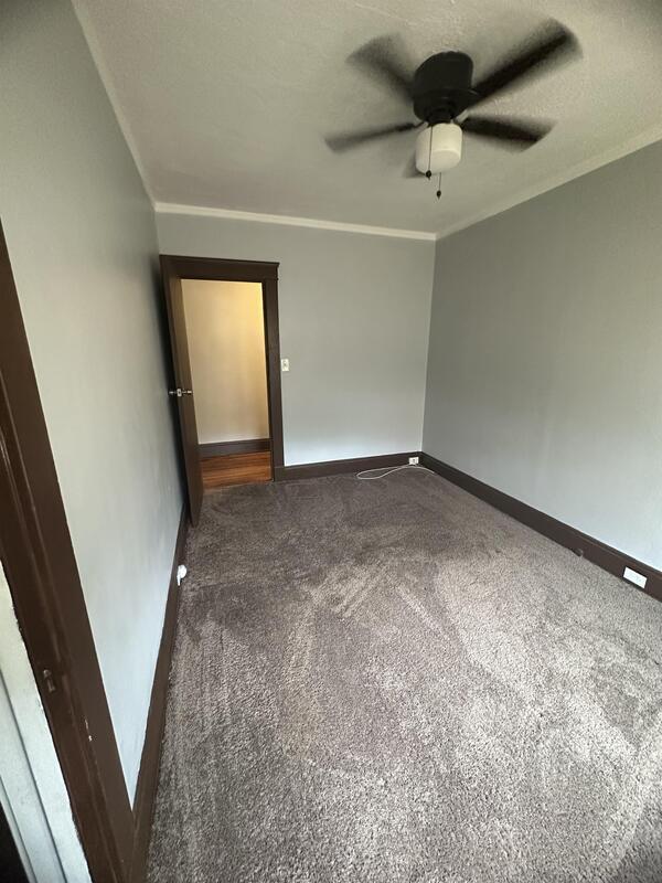 Building Photo - 1557 Cohassett Ave