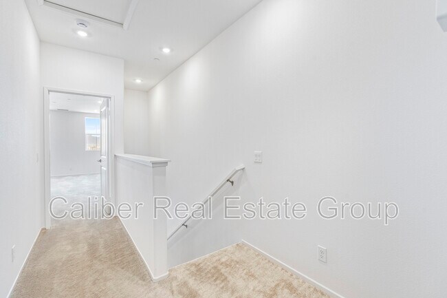 Building Photo - 8444 Milk Thistle Ln