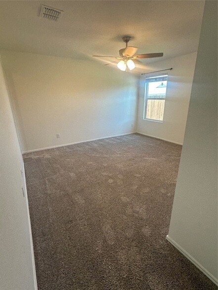 Building Photo - 202 Lemongrass Dr