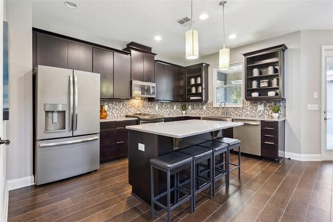 Building Photo - 7055 Scarlet Ibis Ln