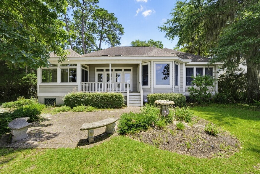 Building Photo - 371 Cottage Farm Dr