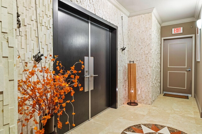 Building Photo - 3101 S Ocean Dr