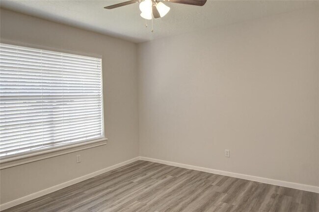 Building Photo - 20507 Chapel Glen Ct