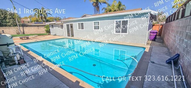 Building Photo - Quiet Large 3bd/2ba House with Pool