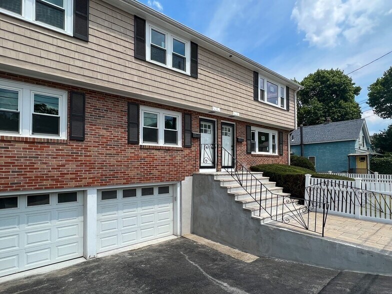 Primary Photo - 22 Chandler St
