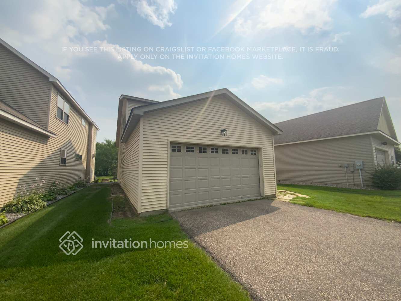 Building Photo - 3038 Walden Dr