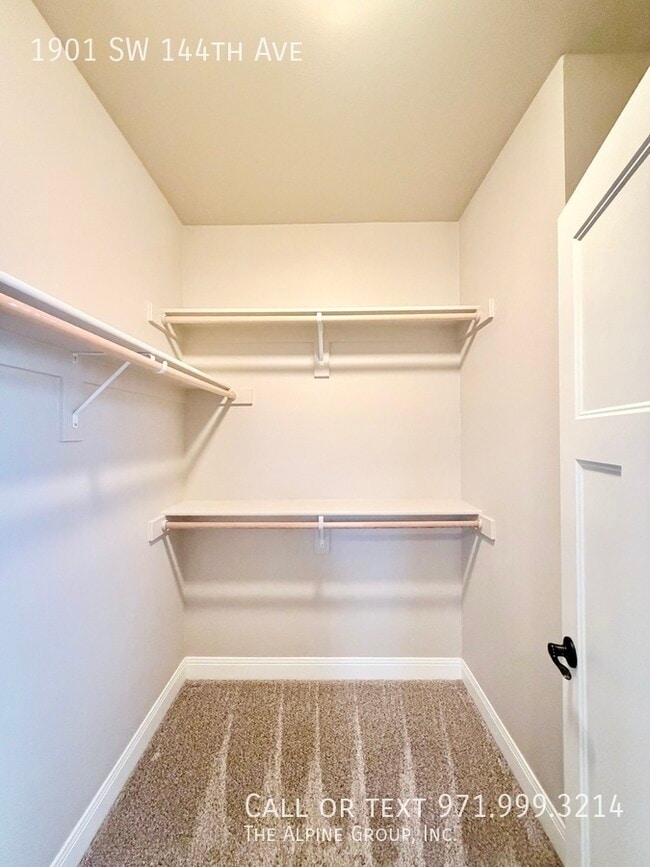 Building Photo - 1901 SW 144th Ave