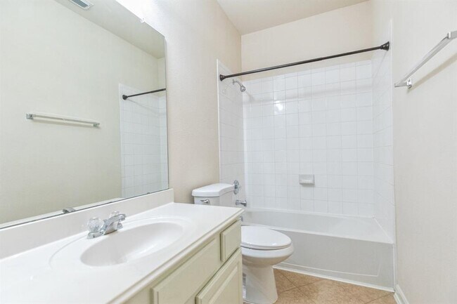 Building Photo - 7435 Boerne Creek Dr