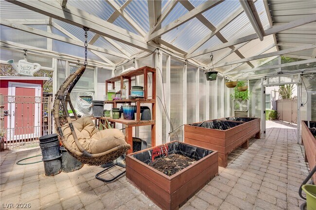 Building Photo - 7675 Gilespie St
