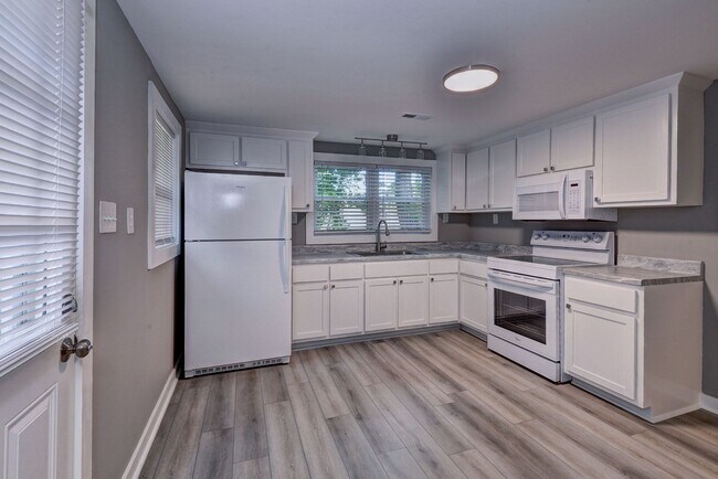 Building Photo - Chickahominy Shores - water community