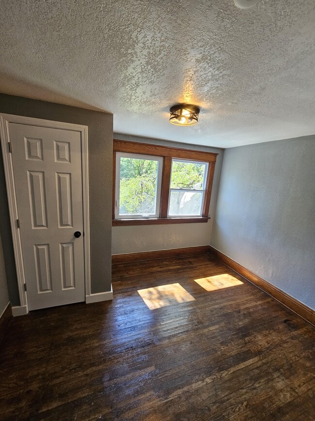 Building Photo - 117 Dawson St