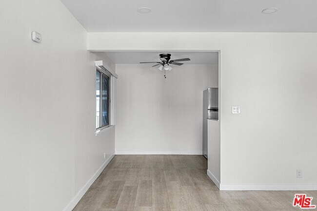 Building Photo - 129 S Avenue 64