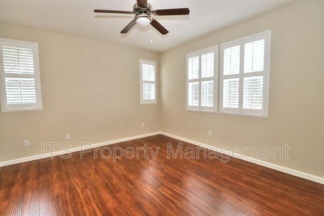 Building Photo - 217 Barnhill Dr