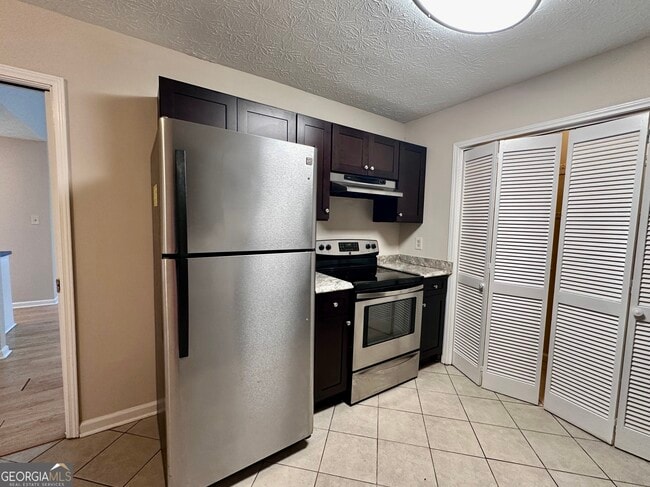 Building Photo - 1485 S Diane Ct
