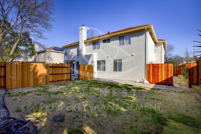 Building Photo - Upscale Living; Private 1 bdrm ADU with Dedicated entrance and backyard!