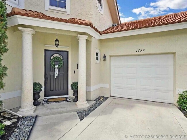 Building Photo - 1752 Harborside Cir