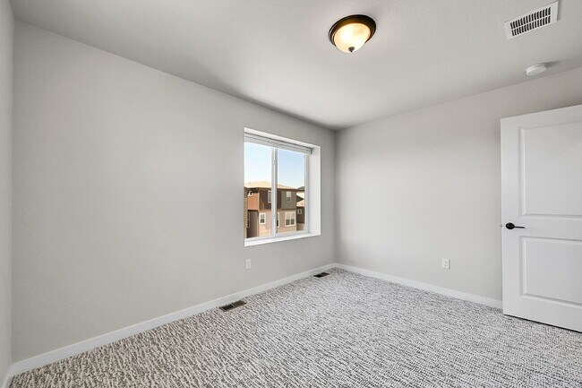 Building Photo - $2,650 - 4 bed, 3.5 bath updated home in C...