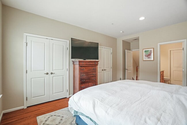 Building Photo - Amazing Opportunity in The Villages at Dak...