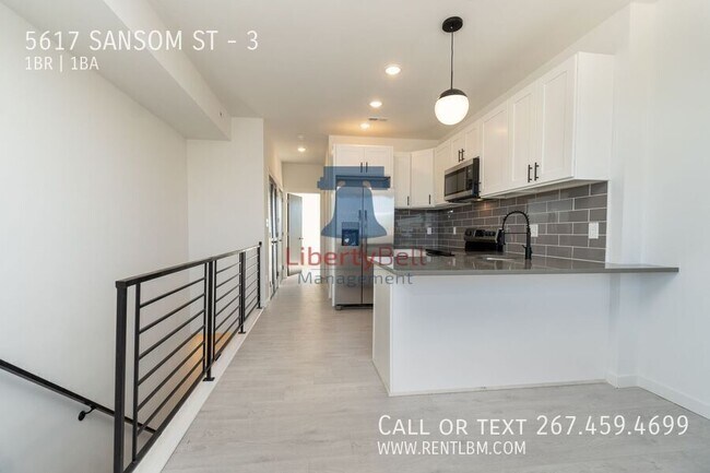 Building Photo - 5617 Sansom St