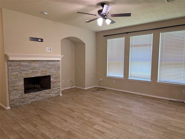 Building Photo - 1134 Gemstone Ct